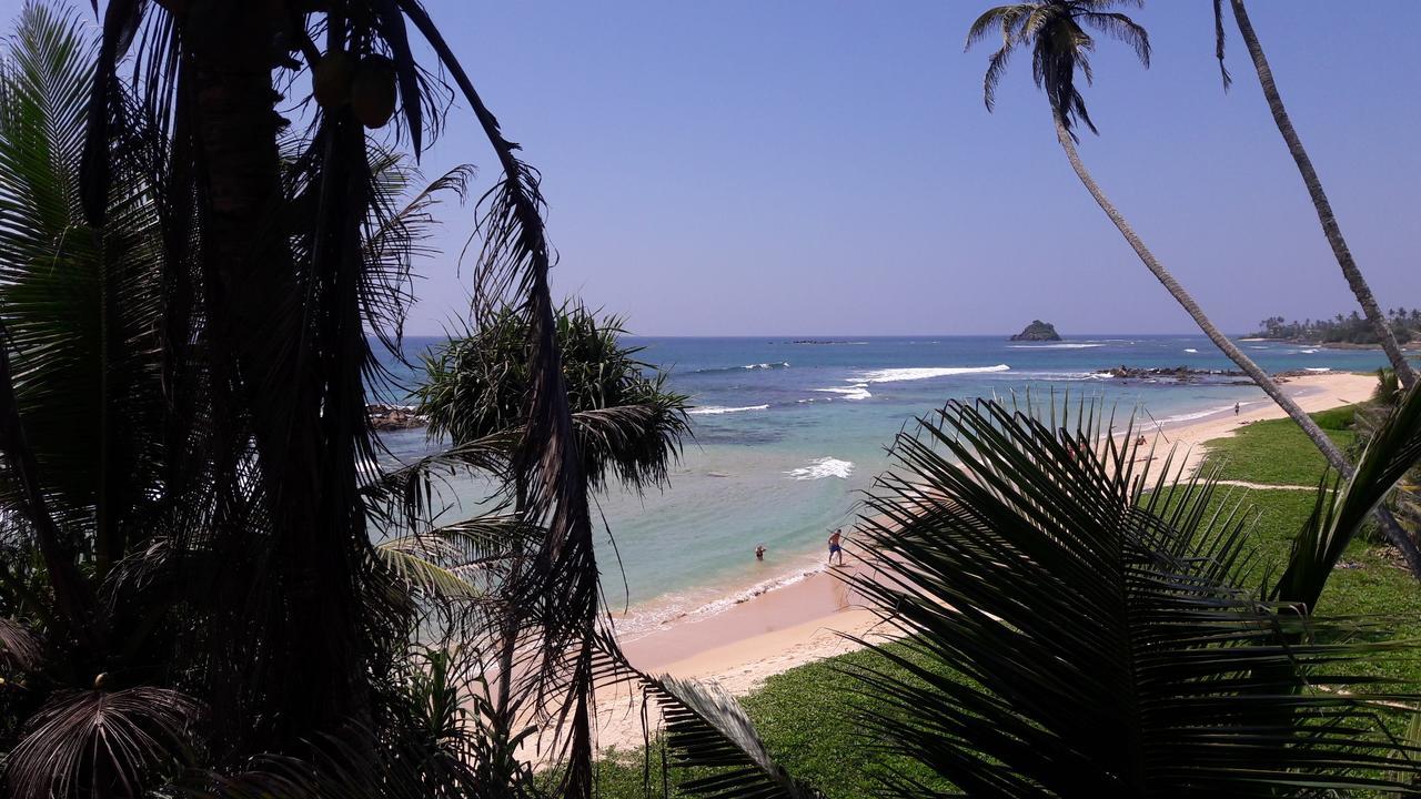 Ram'S Surfing Beach,Midigama Hotel Exterior photo